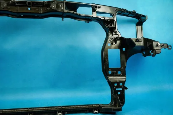 Reforço frontal Audi A8 S8 4H 2010-2017 OEM image 3