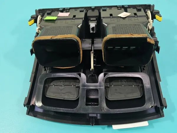 Grelha ventilação central Toyota Auris I OEM 55670-02110 image 5