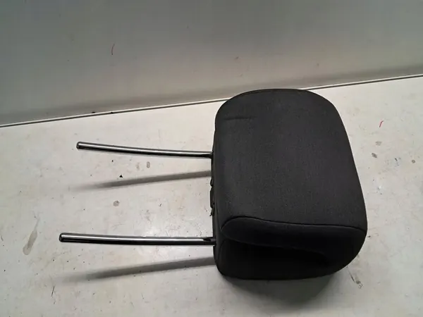 Peugeot 5008 Front Seat Headrest with Monitor image 5