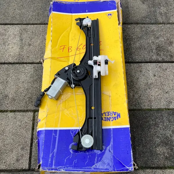 Elevador de vidro elétrico Magneti Marelli 350103744000 image 3