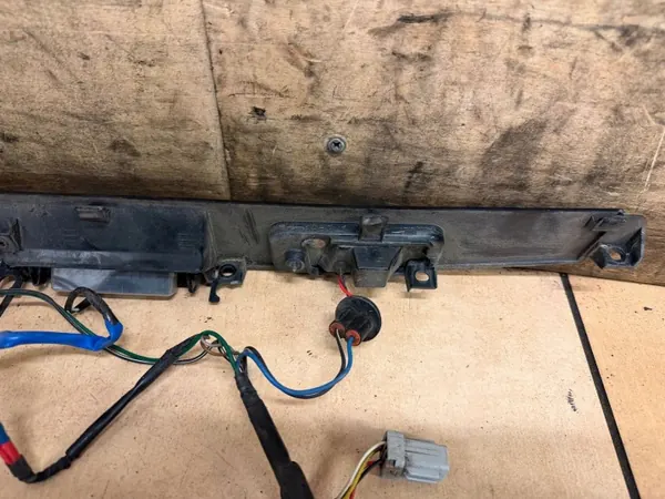 Feu de plaque arrière Hyundai Santa Fe OEM 873722W000 image 6