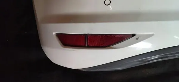 Paraurti posteriore VW TOURAN 2.0L Diesel 2017 image 4