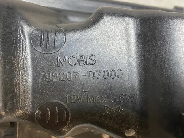 Vänster Halogenstrålkastare OEM 92207-D7000 Hyundai Tucson III image 10