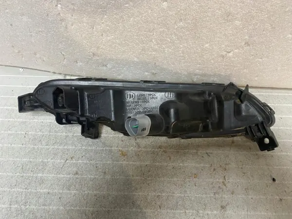 Vänster Halogenstrålkastare OEM 92207-D7000 Hyundai Tucson III image 6