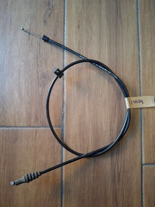 Mercedes W205 63 AMG Konepeltilukko OEM A2058800459 image 2