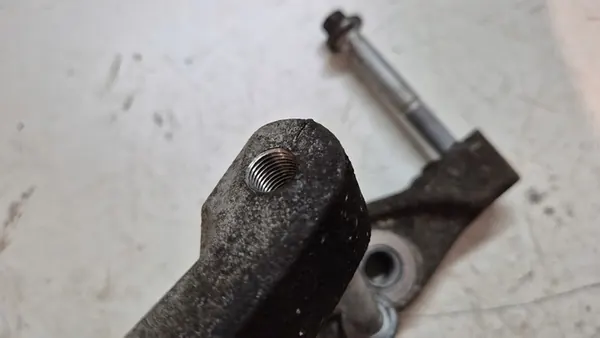 Audi OE 8W0615107F jarrusatula image 2