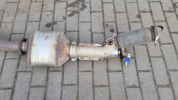 VOLVO XC90 II 2.0D Avgassystem Katalysator DPF 31422370 image 6