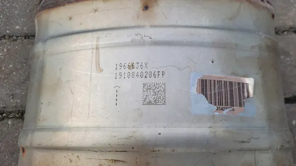 VOLVO XC90 II 2.0D Avgassystem Katalysator DPF 31422370 image 7