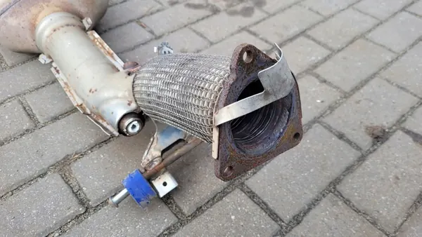 VOLVO XC90 II 2.0D Avgassystem Katalysator DPF 31422370 image 8