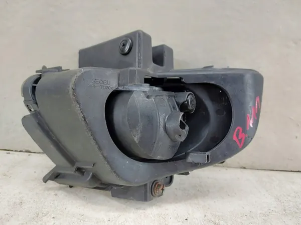 Hyundai i30 Halogenstrålkastare OEM 12543.Kolumb Höger Fram image 5