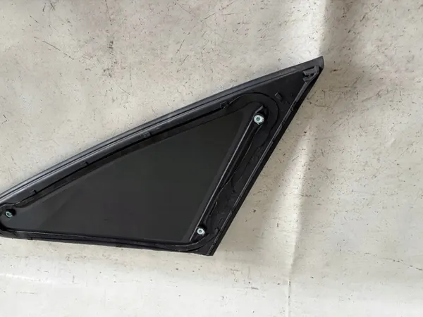 Vidro carroçaria traseiro esquerdo OEM 4K9845297E Audi A6 C8 image 5