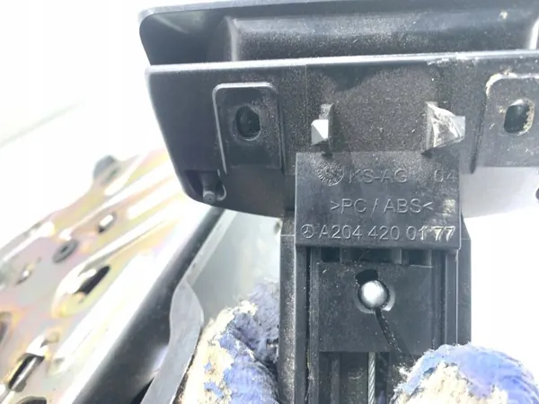 Levier de frein à main OEM A2044200177 Mercedes X204 2008-2015 image 5