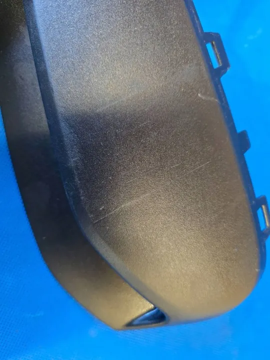 Etupuskurin ritilä oikea OEM 8737280 BMW 2 U06 image 3