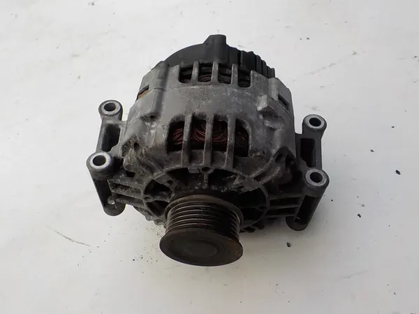 AUDI A4 B7 1.8 2.0 TFSI BWE Vaihtovirtageneraattori image 2