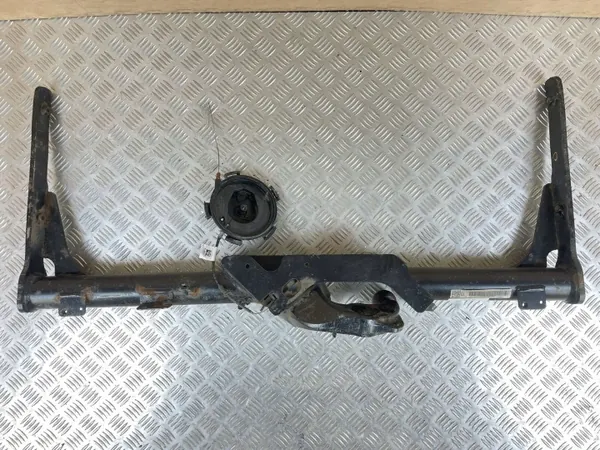Taitettava hinauskoukku OEM 5G9803880F VW Golf VII image 5