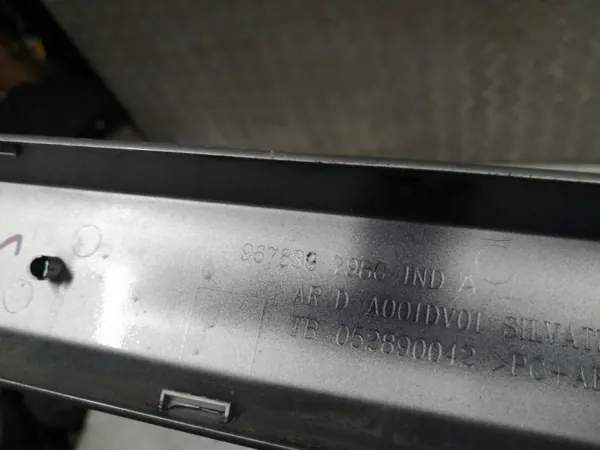 Peugeot 2008 I Kattojohdon Peite Oikea Taka OEM 9678397980 image 3