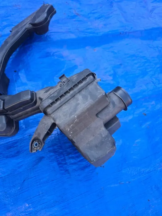 OEM 52942865 Ilmansuodinkotelo + Imu Nissan Qashqai image 3