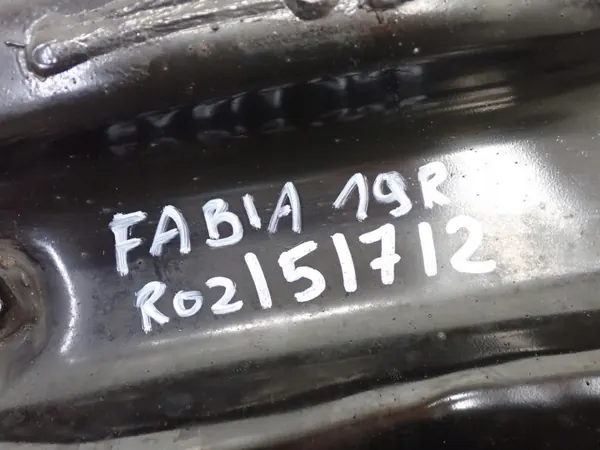 OEM 6R0199315A Berço usado para Skoda Fabia III image 7