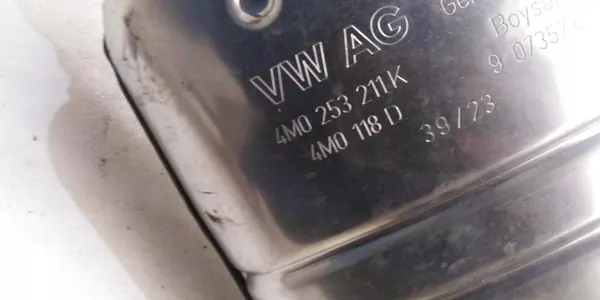 Tuyau d'échappement Audi RS6 C8 OEM 4M0253211K image 3