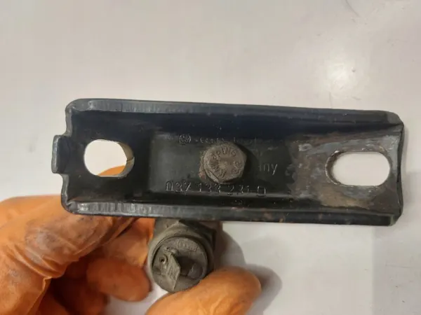 Pièces moteur Volkswagen OE d'occasion Passat B3 1990 image 4