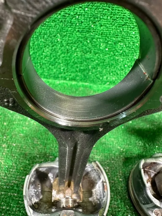 Pistões Hyundai Kia 1.0 TGDI G3LC com bielas image 4