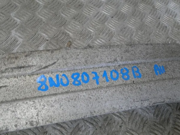 Etupuskuri Audi TT 8N 8N0807108B image 3