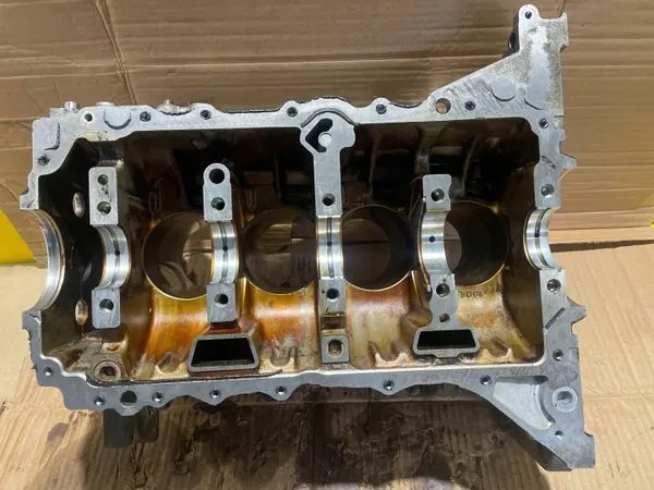 Motorblock Kurbelwelle Kolben OEM V758456680 image 2
