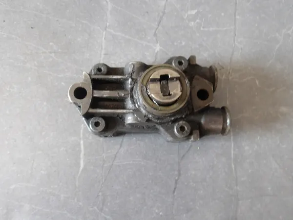 BRANDSTOFPOMP MERCEDES SPRINTER 2.2 CDI A6110900350 image 2