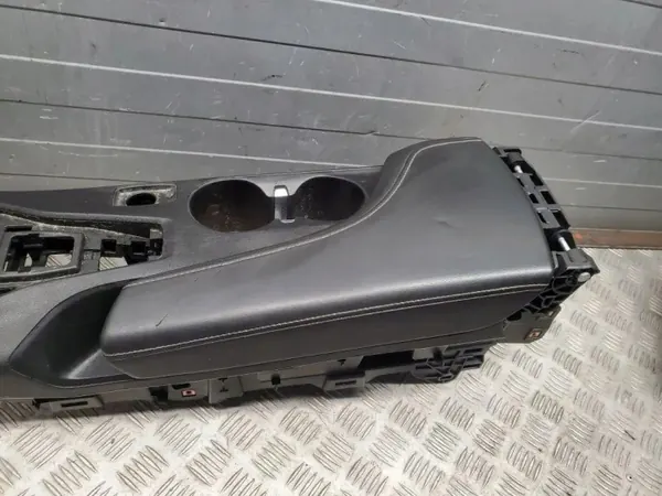 Apoio de braço OEM 13507599 para Chevrolet Camaro 2016 image 5