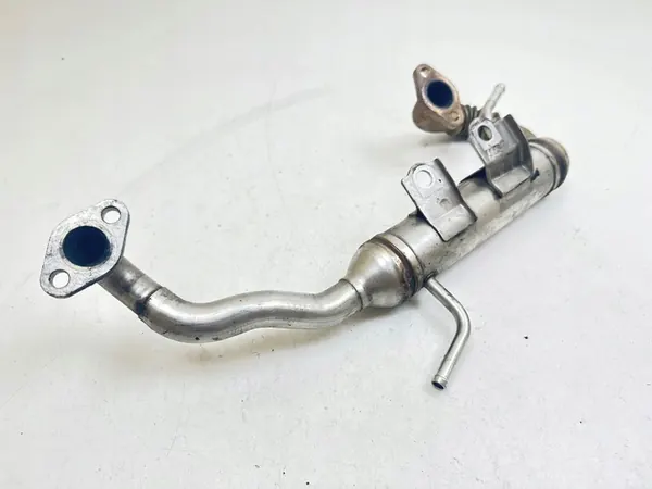 2005 Toyota Avensis T250 Refroidisseur EGR MTL18465 image 2