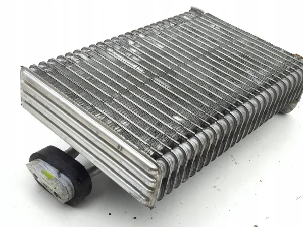Bentley Flying Spur 2006 Heizungskern A/C OEM AMD196308 image 7