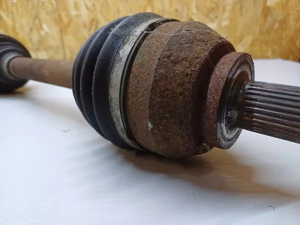 Höger framaxel Renault Trafic III 2.0 DCI image 8