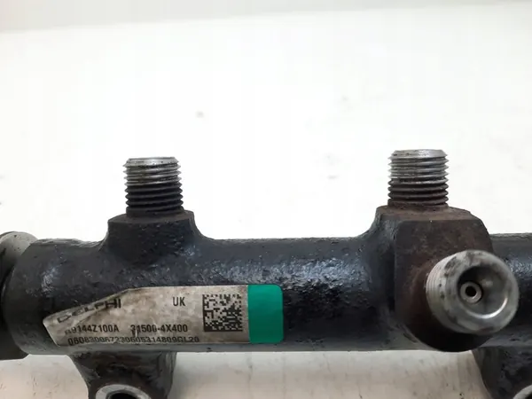 Rampa de combustível KIA Carnival 2009 315004X400 image 10