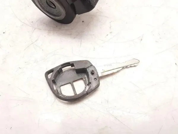 Interruptor de ignição OEM X1T12671M Suzuki Grand Vitara II image 6