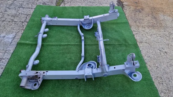 OEM 1998R > 2017R Bakre Ramstång för Suzuki Jimny image 2