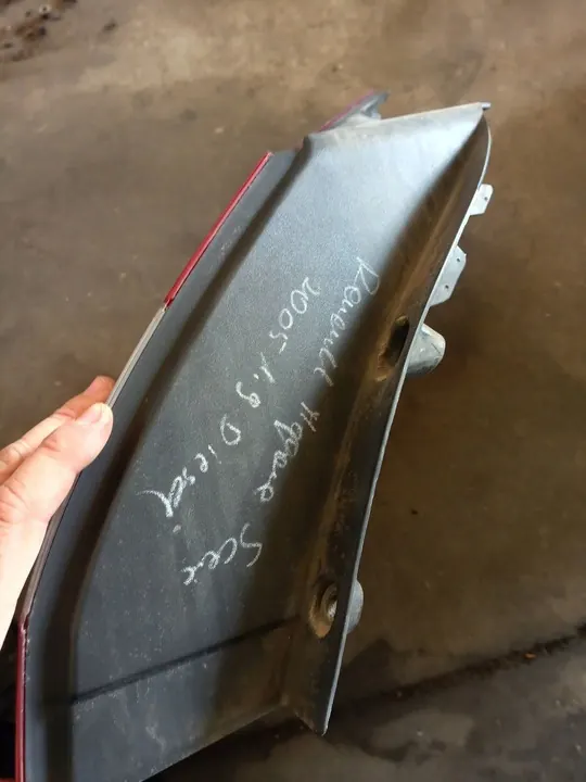 FARO TRASERO IZQUIERDO RENAULT SCENIC II 8200493374F image 4