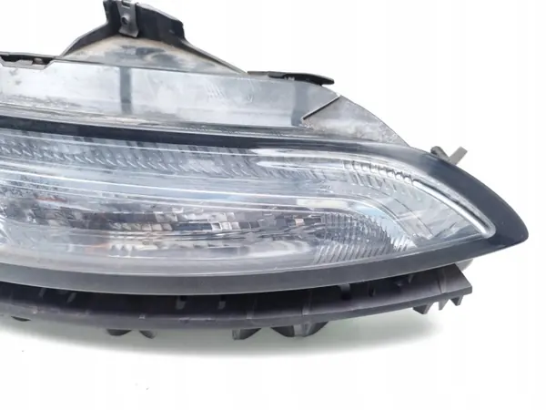 Feu de jour Jeep Cherokee Avant Droit OEM 68157104AN image 10