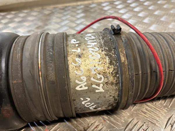 Audi A6 C6 Fram Vänster Luftdämpare 4F0616039P image 8