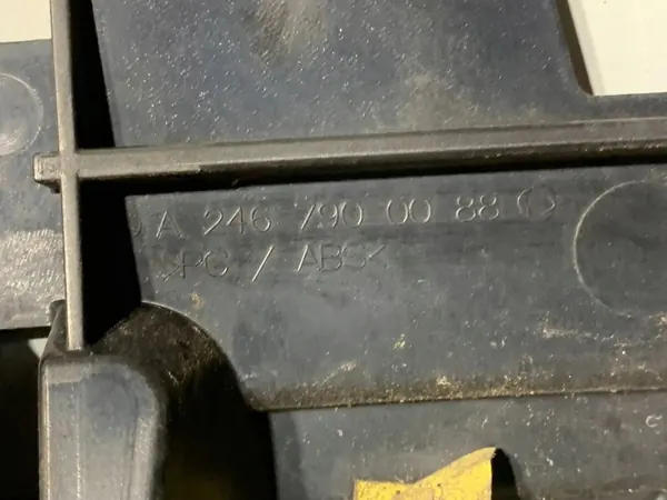 OEM A2467900088 takaspoileri Mercedes B-luokka W246 image 6