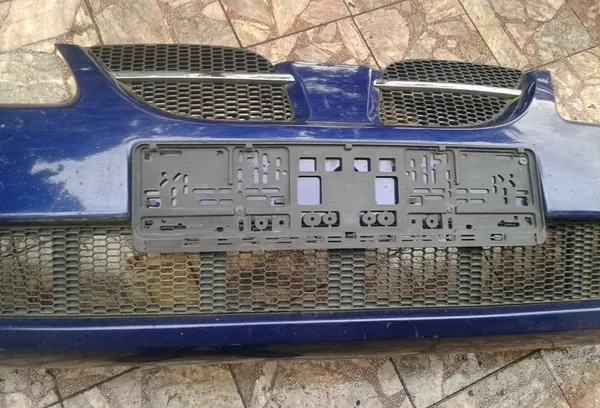 Paraurti anteriore Nissan Almera N16 03-06 image 3