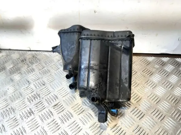 BMW OE 1713760194903 Uitzettank voor 5 GT F07 image 2