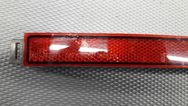 Vasen takavalon heijastin VW Tiguan II image 5