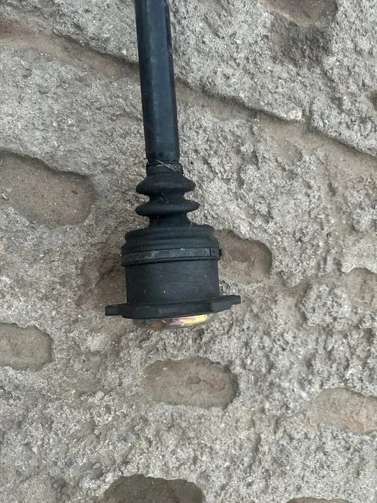 Vänster framaxel AUDI A4 (B8) 2.0L bensin image 2