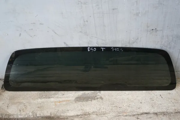Nissan D40 Achterruit OEM D40 SZYBA TYLNA image 2