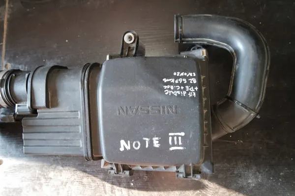 Nissan Ilmansuodattimen Kotelo Note II E12 OEM 165003VD0A image 2