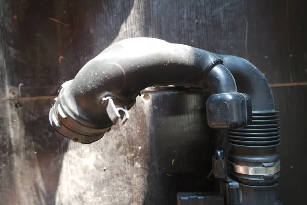 Nissan Ilmansuodattimen Kotelo Note II E12 OEM 165003VD0A image 4