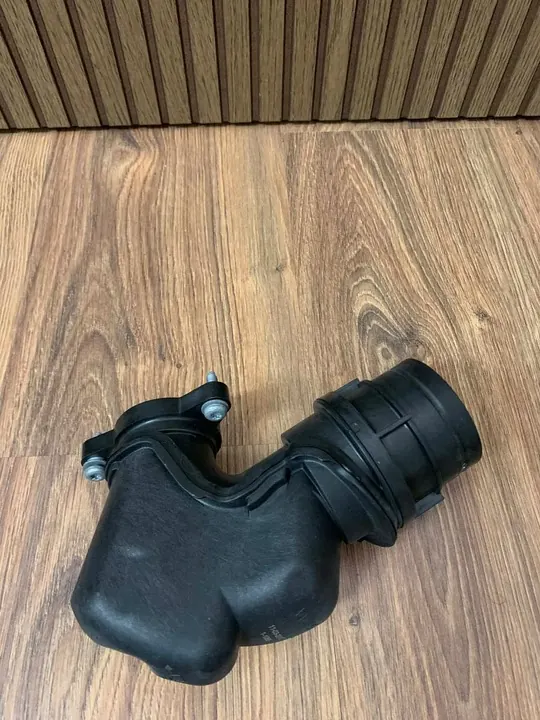 Luftansaugschlauch VW Golf VII 04E129656L OE image 3