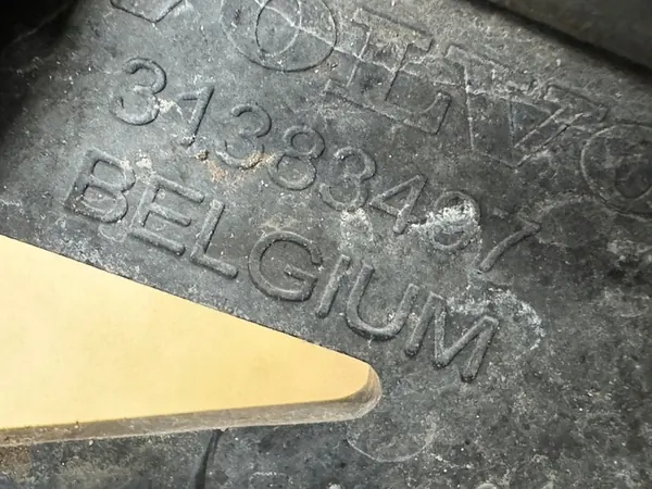 VOLVO V90 II S90 Scivolo Paraurti Anteriore OEM image 4