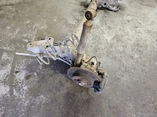 OEM ESH7200 taka-akselipalkki Peugeot 208 2015 image 10