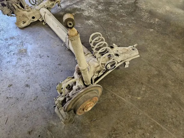 OEM ESH7200 taka-akselipalkki Peugeot 208 2015 image 5